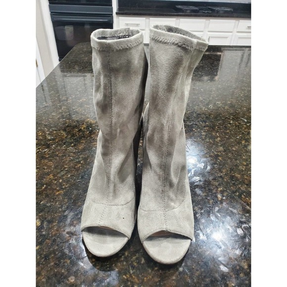 Noni Women's Gray Textile Upper Mid Calf Peep Toe Block Heels Casual Booties 8 - Picture 1 of 11